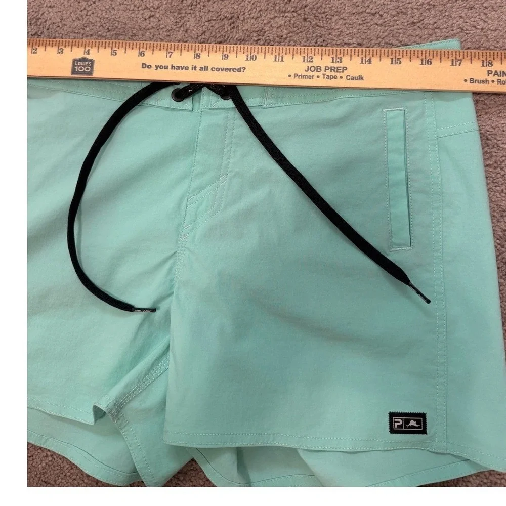 Pelagic Traverse Fishing Shorts Womens‎ 10 Mint Green Board Shorts